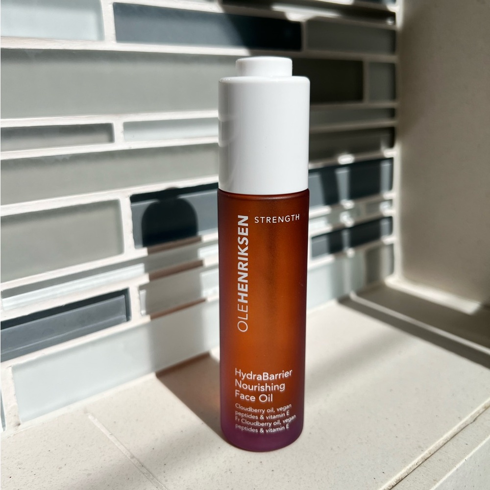 50% off 🍓 Award-winning Face Oil 💖